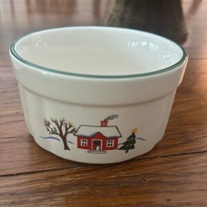 Pfaltzgraff Snow Village accent bowl